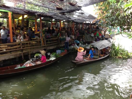 トリップアドバイザー提供