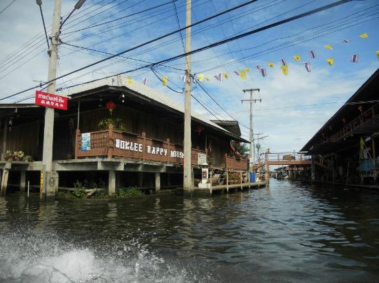 トリップアドバイザー提供