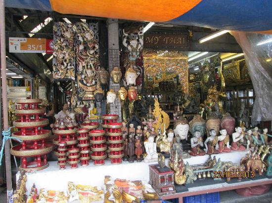 トリップアドバイザー提供