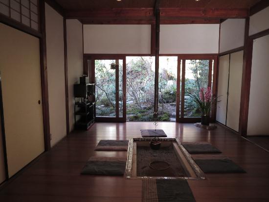 トリップアドバイザー提供