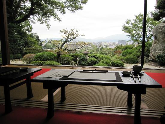 トリップアドバイザー提供