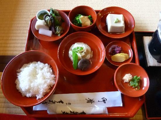 トリップアドバイザー提供