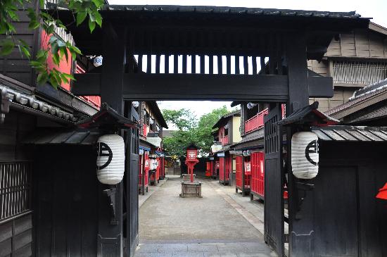 トリップアドバイザー提供