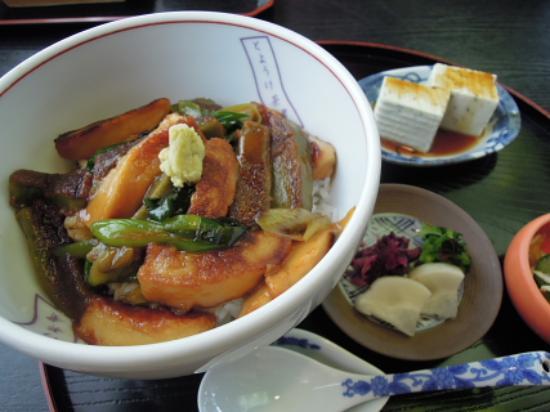 トリップアドバイザー提供