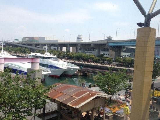 トリップアドバイザー提供