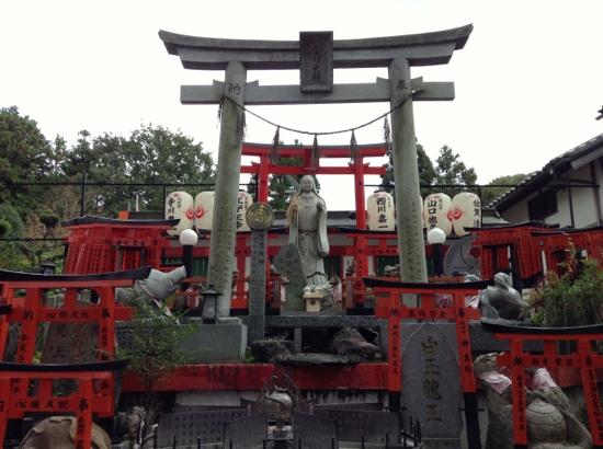 トリップアドバイザー提供