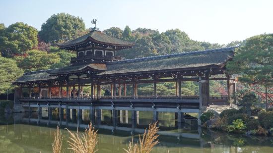 トリップアドバイザー提供