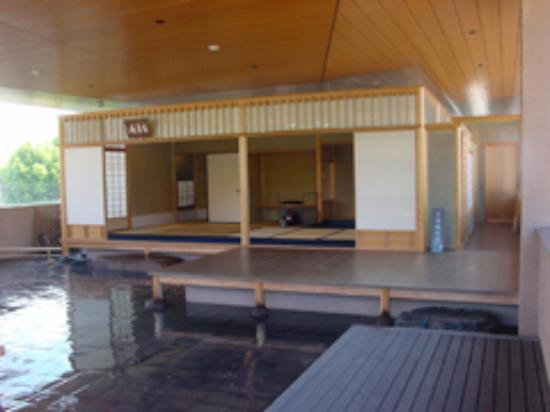 トリップアドバイザー提供