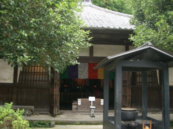 トリップアドバイザー提供